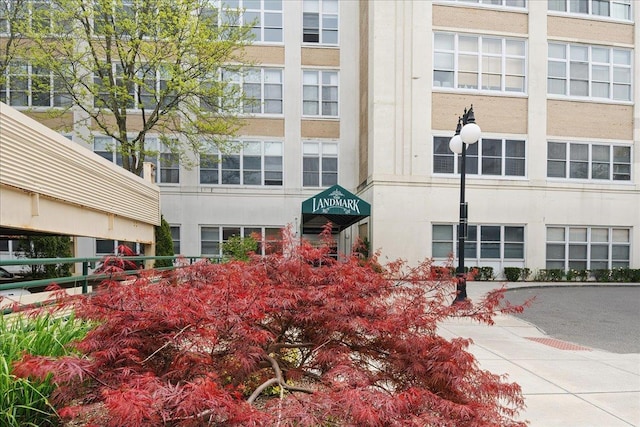 1 Landmark Sq Unit 613, Port Chester, NY 10573 - photo 3