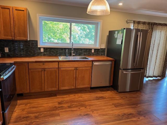 5 Franklin Rd, Sound Beach, NY 11789 - photo 10
