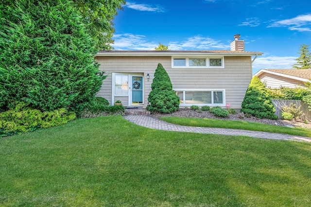 19 Coppertree Ln, Babylon, NY 11702 - photo 1