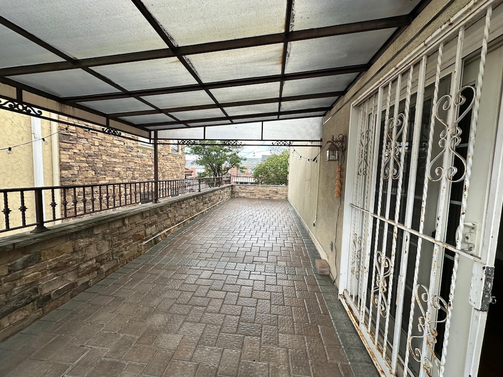 54-45 63rd Pl, Maspeth, NY 11378 - photo 4