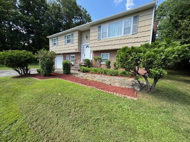 346 Nina St, New Windsor, NY 12553 - photo 4