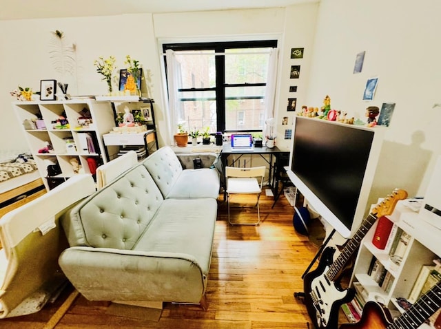 44-05 Macnish St Unit 2G, Elmhurst, NY 11373 - photo 1