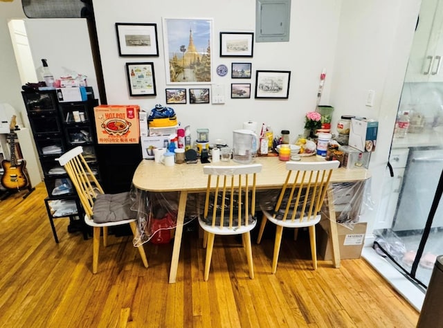 44-05 Macnish St Unit 2G, Elmhurst, NY 11373 - photo 2
