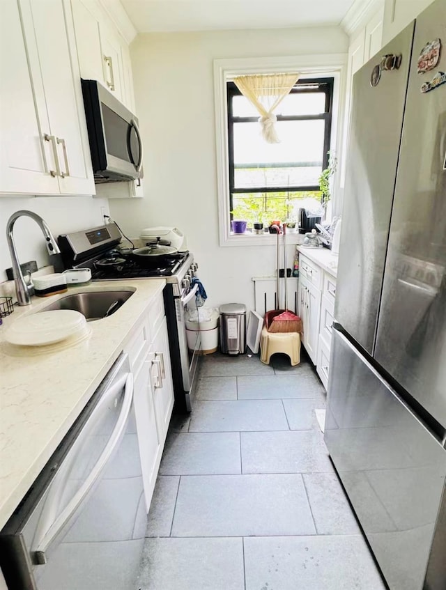 44-05 Macnish St Unit 2G, Elmhurst, NY 11373 - photo 6