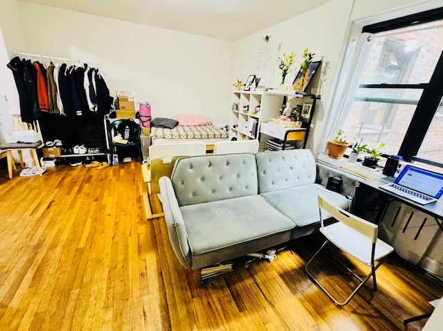 44-05 Macnish St Unit 2G, Elmhurst, NY 11373 - photo 9