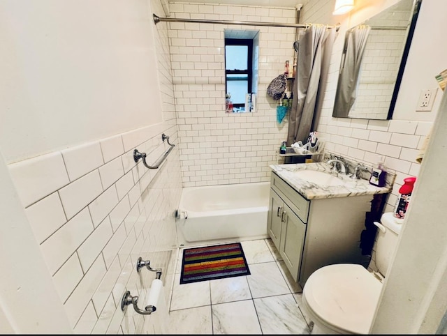 44-05 Macnish St Unit 2G, Elmhurst, NY 11373 - photo 12