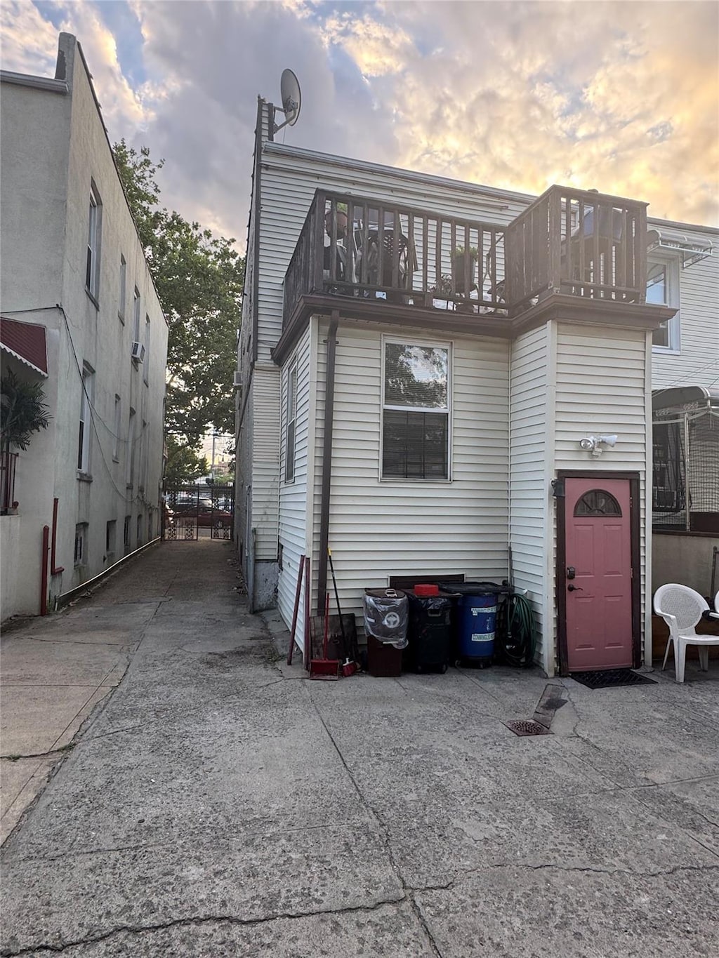 2936 Hone Ave, Bronx, NY 10469 - photo 3