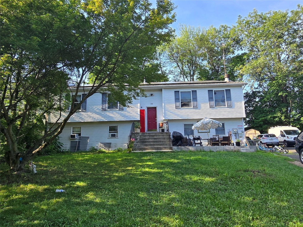 24 Hazel Ct, Spring Valley, NY 10977 - photo 1