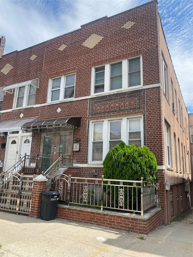 1346 Fteley Ave, Bronx, NY 10472 - photo 2