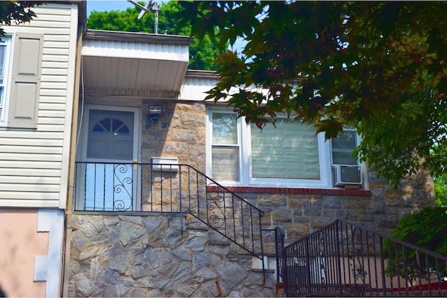 31 Norwood Rd, Yonkers, NY 10710 - photo 2