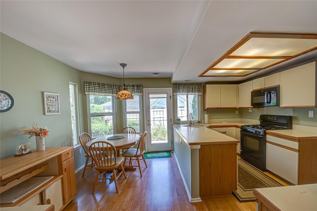 14 Wainscott Ct, Ridge, NY 11961 - photo 9