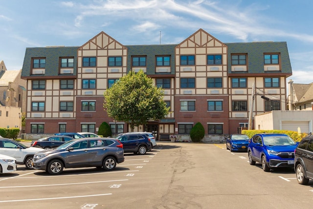 55 Clinton Ave Unit 403, Rockville Centre, NY 11570 - photo 1