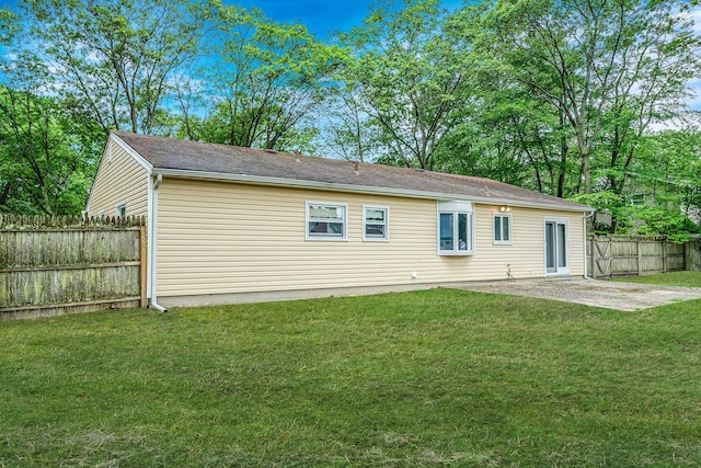9 Fenwick Ave, Farmingville, NY 11738 - photo 7