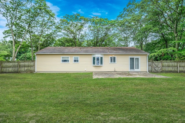 9 Fenwick Ave, Farmingville, NY 11738 - photo 8