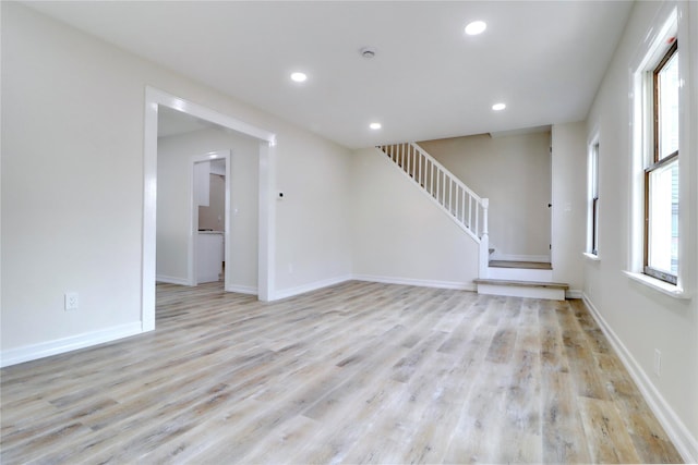 61-12 80th Ave, Glendale, NY 11385 - photo 3