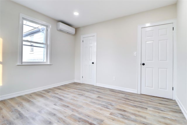 61-12 80th Ave, Glendale, NY 11385 - photo 16