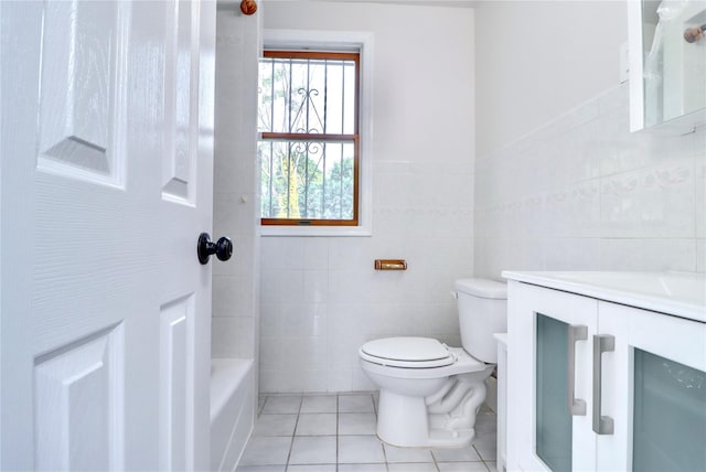 61-12 80th Ave, Glendale, NY 11385 - photo 33