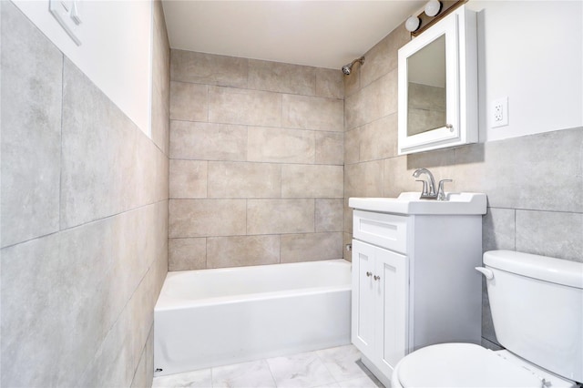 61-12 80th Ave, Glendale, NY 11385 - photo 38