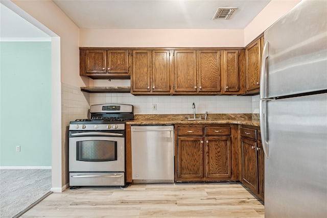 87 Leeward Ct, Port Jefferson, NY 11777 - photo 9
