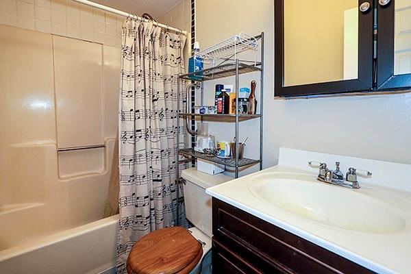 725 Miller Ave Unit 137, Freeport, NY 11520 - photo 13