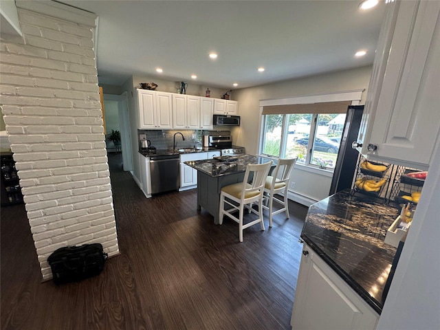 33 Rigger Ln, Levittown, NY 11756 - photo 4