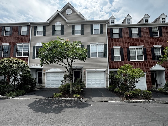 149 Meadow Ln, Nanuet, NY 10954 - photo 1