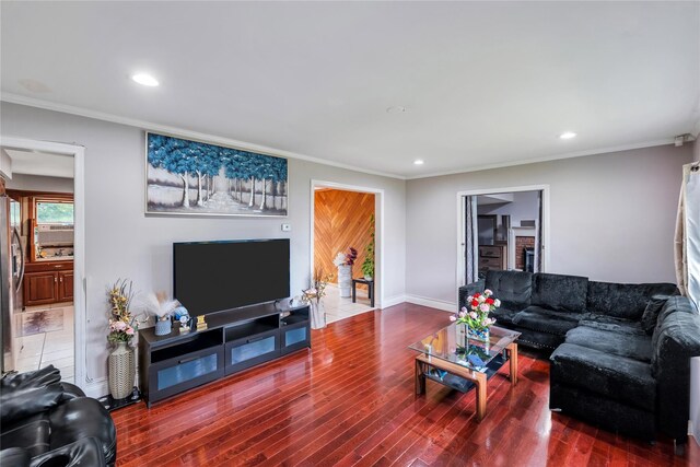 219 Evergreen Ave, Bethpage, NY 11714 - photo 4