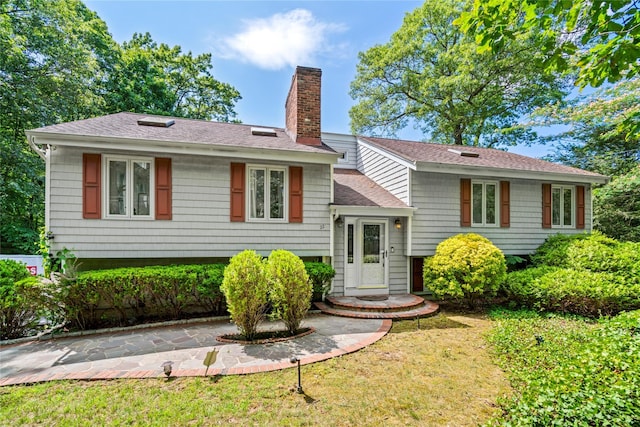 22 Glenview Ave, Northport, NY 11768 - photo 1