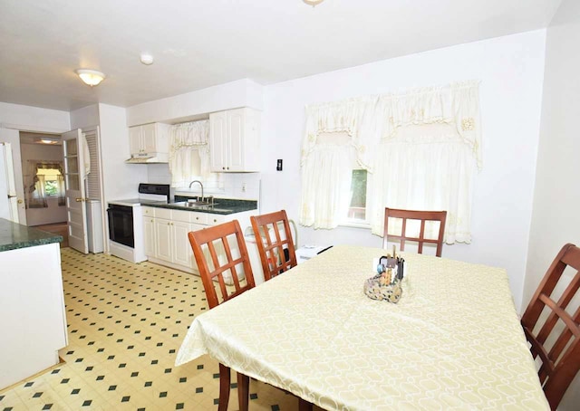 169 N 25th St, Wheatley Heights, NY 11798 - photo 24