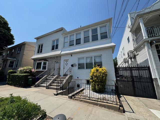 959 Van Nest Ave, Bronx, NY 10462 - photo 1