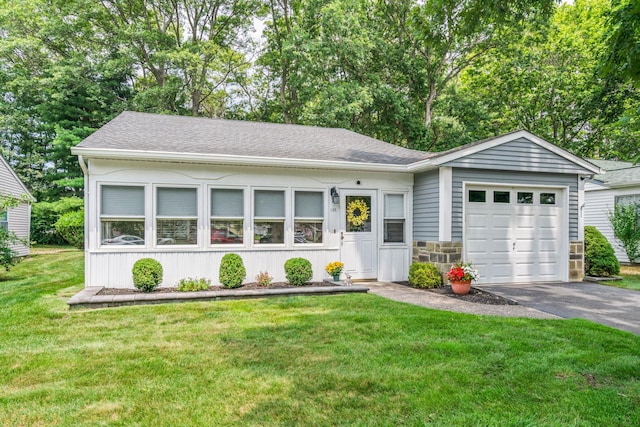 186 Canterbury Dr, Ridge, NY 11961 - photo 2