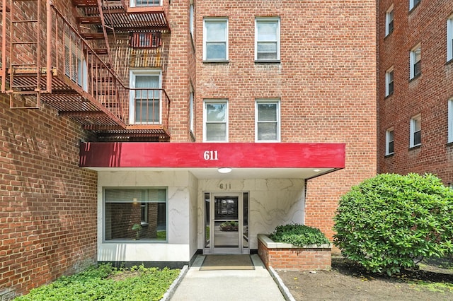 611 Palmer Rd Unit 3S, Yonkers, NY 10701 - photo 3