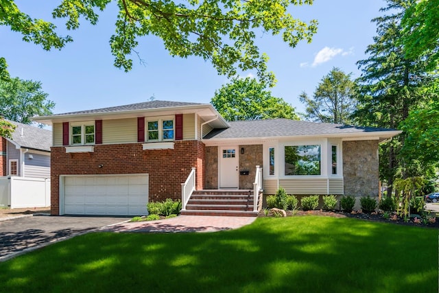 15 Byfield Pl, Melville, NY 11747 - photo 1