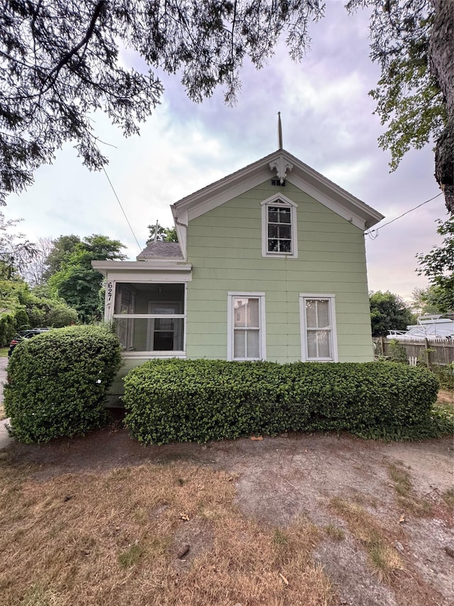 627 Roanoke Ave, Riverhead, NY 11901 - photo 4