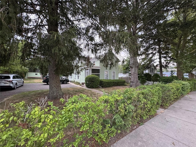 627 Roanoke Ave, Riverhead, NY 11901 - photo 6