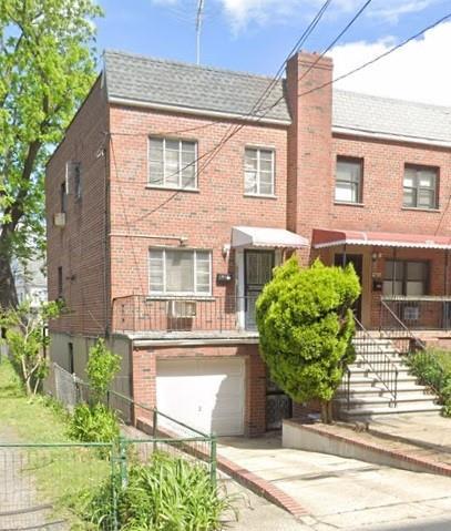 4749 Richardson Ave, Bronx, NY 10470 - photo 1