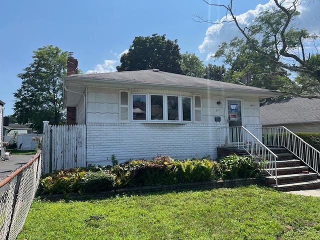 87 W Clinton Ave, Roosevelt, NY 11575 - photo 5
