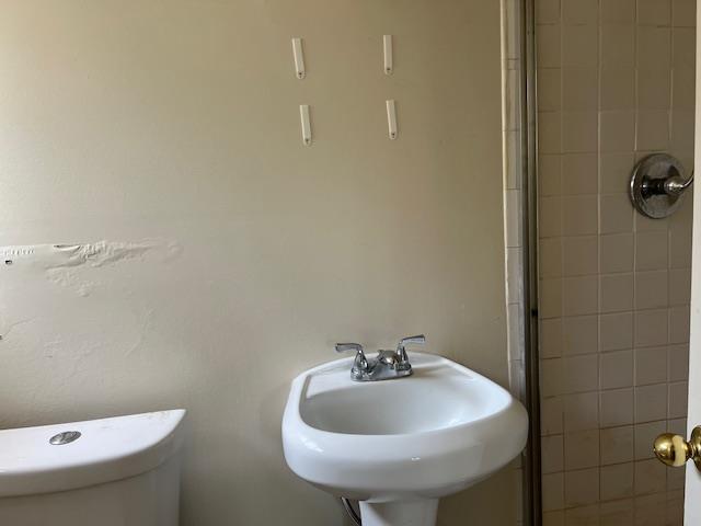 87 W Clinton Ave, Roosevelt, NY 11575 - photo 10