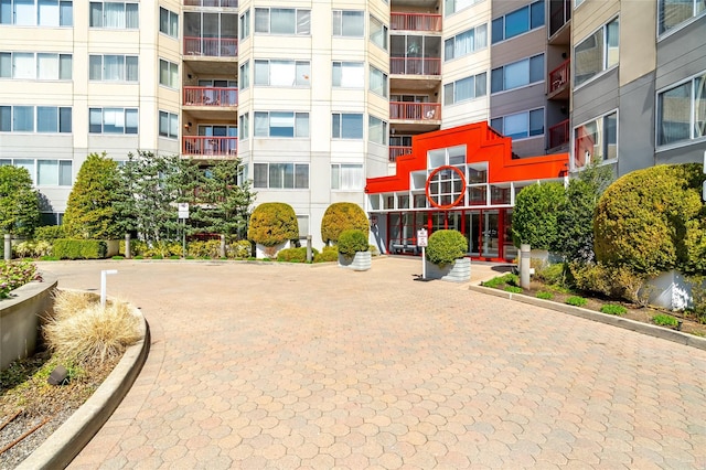 10 Stewart Pl Unit 9Ew, White Plains, NY 10603 - photo 4