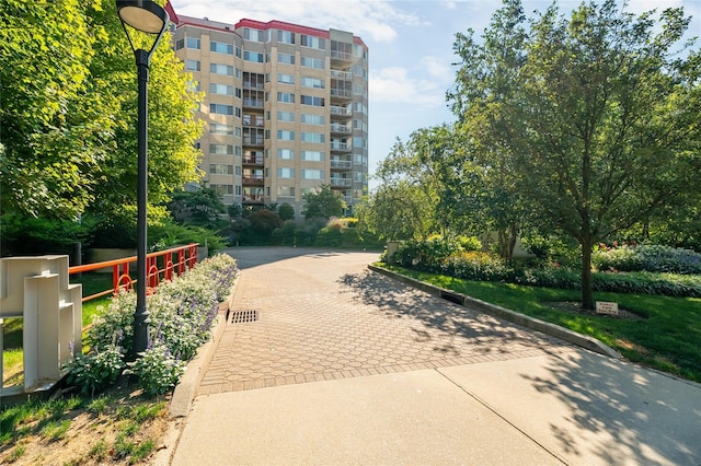 10 Stewart Pl Unit 9Ew, White Plains, NY 10603 - photo 23