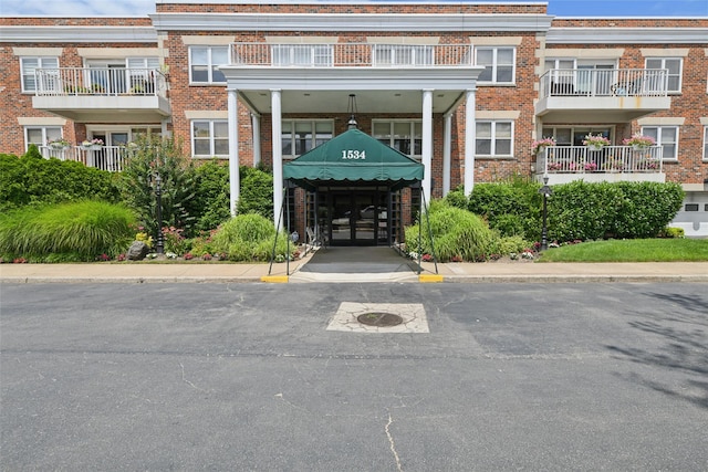 1534 Broadway Unit 202, Hewlett, NY 11557 - photo 2