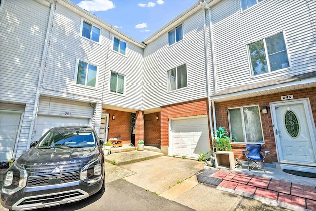 247 Ilyssa Way, Staten Island, NY 10312 - photo 1