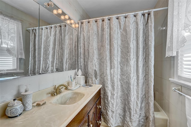 24502 Thornhill Ave, Little Neck, NY 11362 - photo 19