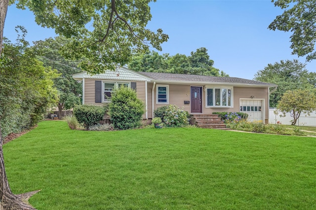 35 Anna St, Bay Shore, NY 11706 - photo 2