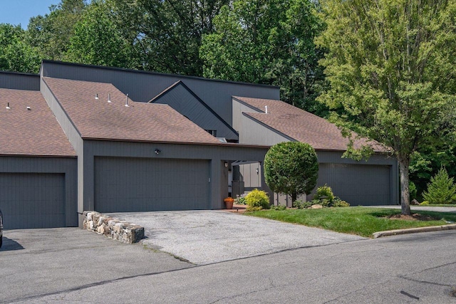 408 Pine Grove Ln, Hartsdale, NY 10530 - photo 2
