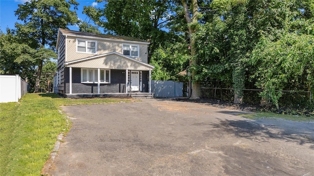15 Pennsylvania Ave, Brentwood, NY 11717 - photo 2