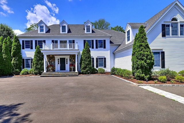 27 Golden Farm Ct, Stamford, CT 06903 - photo 4