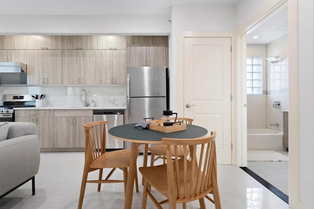 124-28 Queens Blvd Unit 9B, Kew Gardens, NY 11415 - photo 8