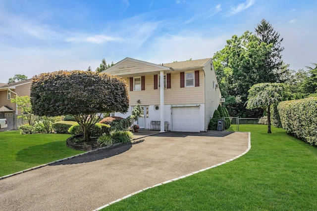 81 Tulipwood Dr, Commack, NY 11725 - photo 2