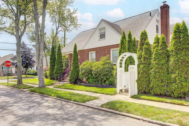 515 S 10th St, New Hyde Park, NY 11040 - photo 1